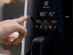 Аэрогриль Electrolux EAF3B 910003739 1350 Вт