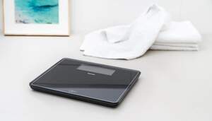 Весы напольные электронные Beurer GS-410-Signature-Line-Black 200 кг черные